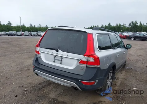 2015 Volvo Xc70 T6 from USA, damaged, VIN YV4902NKXF1231498